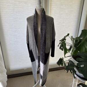 Black and White Women's Sweater